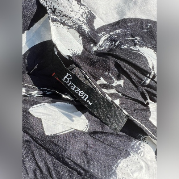 🔘🟠⚫️Anthropologie Brazen Orange White Black Geometric Pattern Scarf 26" x 72" - Picture 7 of 11